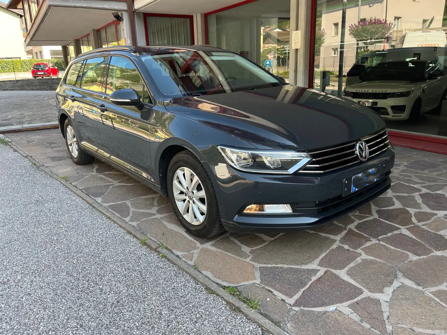 Volkswagen Passat Variant Passat Variant 2.0 tdi Business  150cv Noir - 1