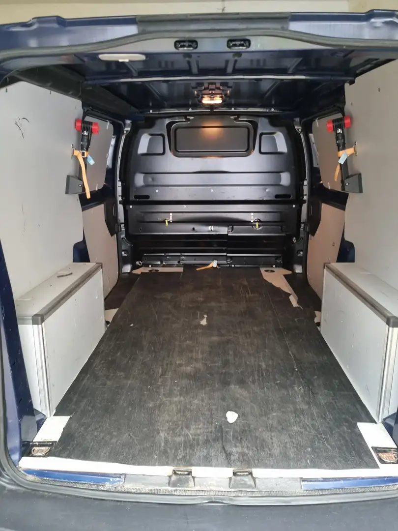 Citroen Jumpy Transporter Blau - 2