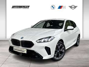 M-Sport design // Rückfahrkamera // Komfortzugang