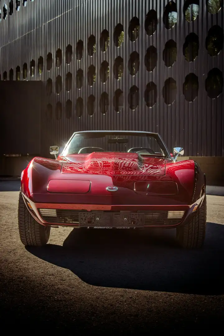 Corvette Stingray - 1