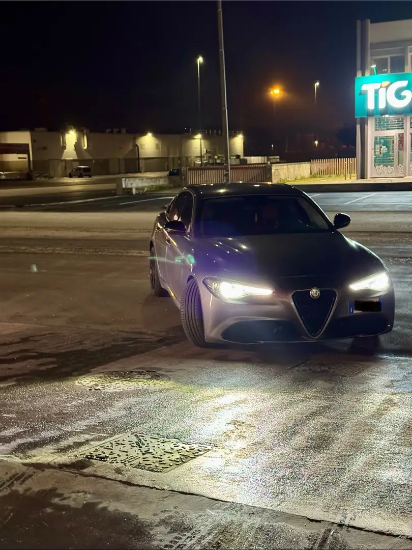 Alfa Romeo Giulia 2.2 t Super 150cv auto - 1