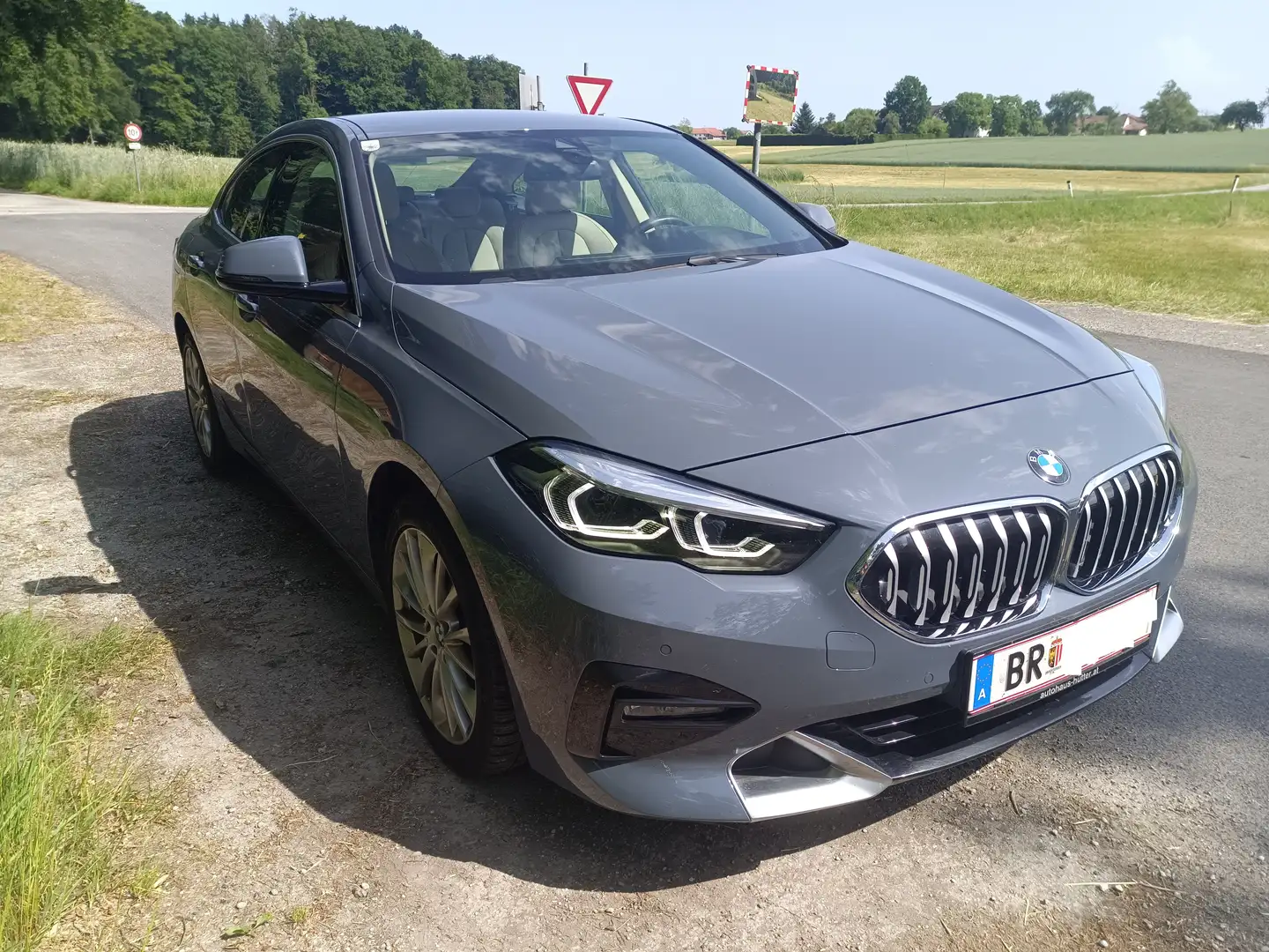 BMW 218 218i Gran Coupe Aut. Luxury Line Grau - 2