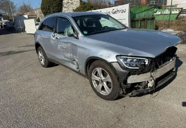 Mercedes-Benz GLC 220 d 4Matic*Advanced*AIRBAG NO OPEN*Ahk*.*