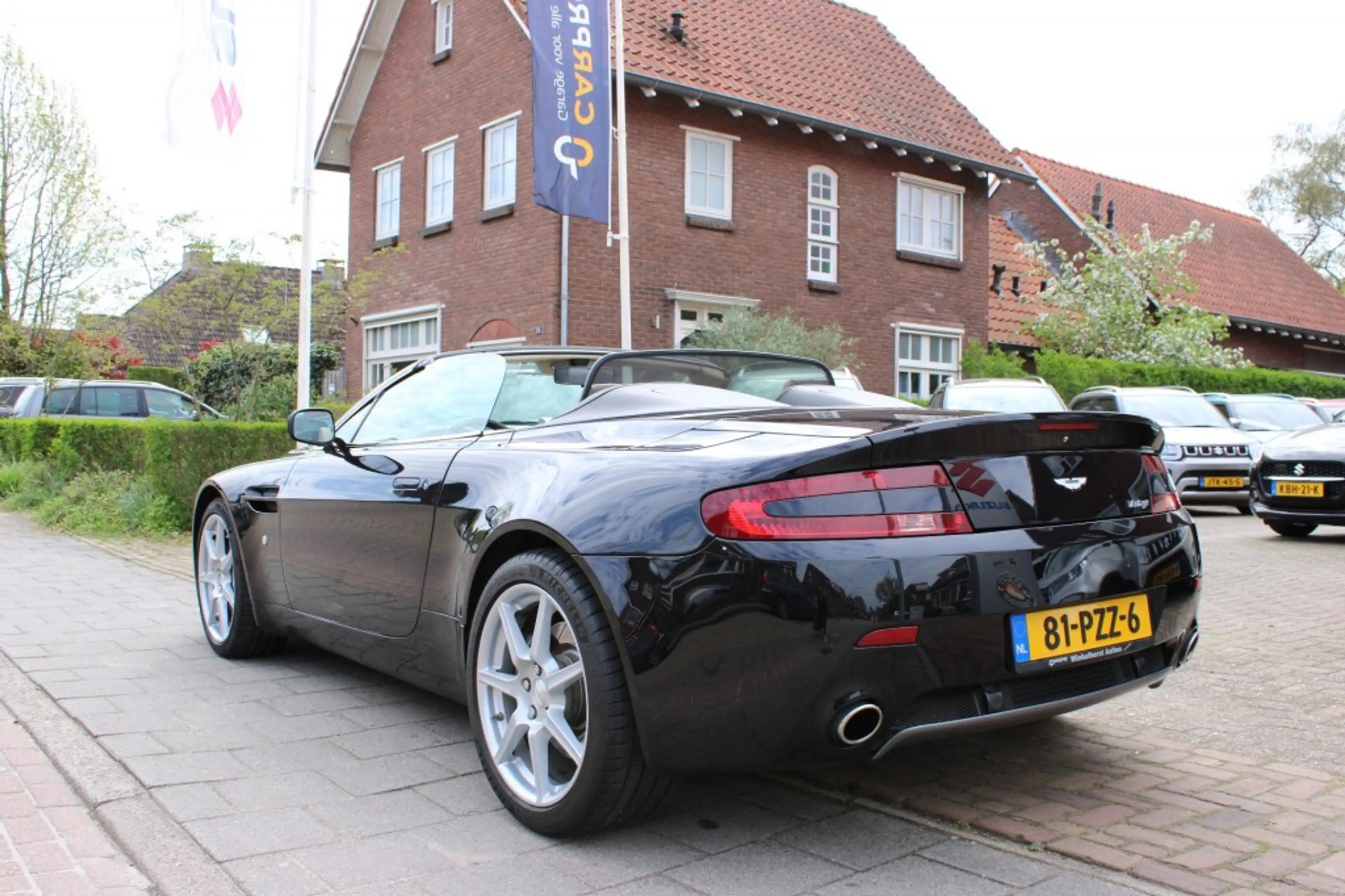 Aston Martin Vantage 4.3 V8 SPORTSHIFT — photo 3