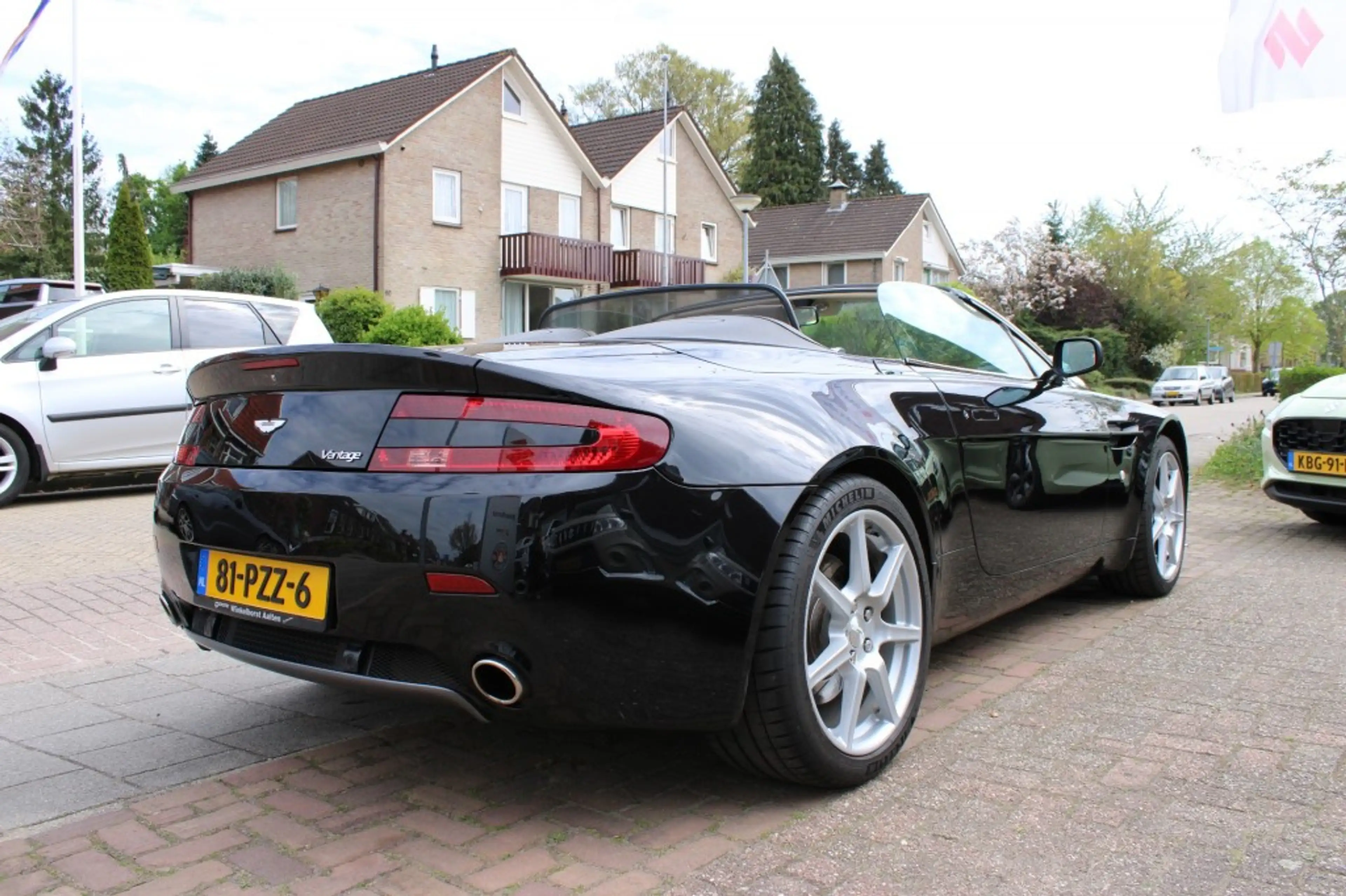Aston Martin Vantage 4.3 V8 SPORTSHIFT — photo 5
