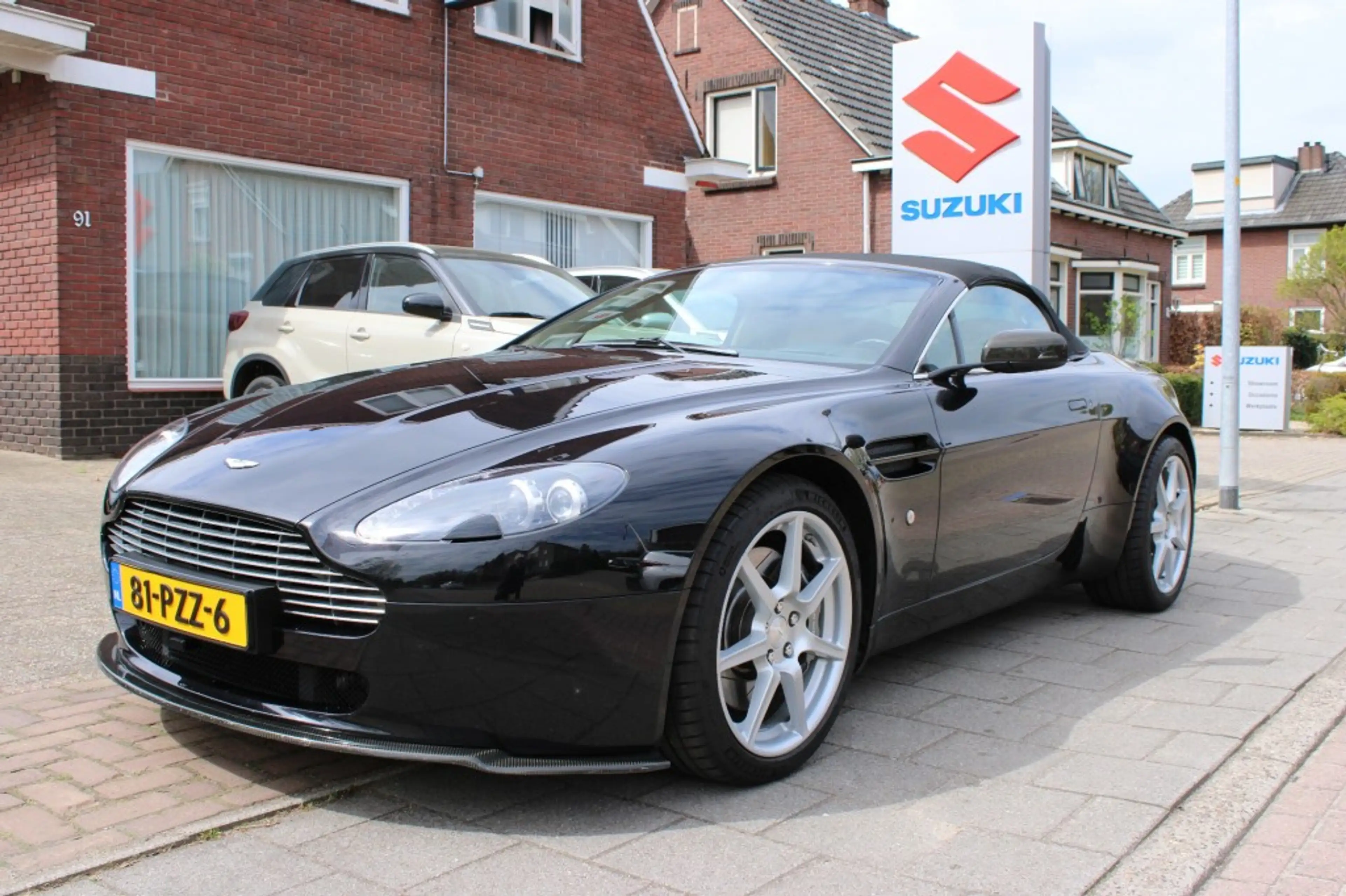 Aston Martin Vantage 4.3 V8 SPORTSHIFT — photo 12
