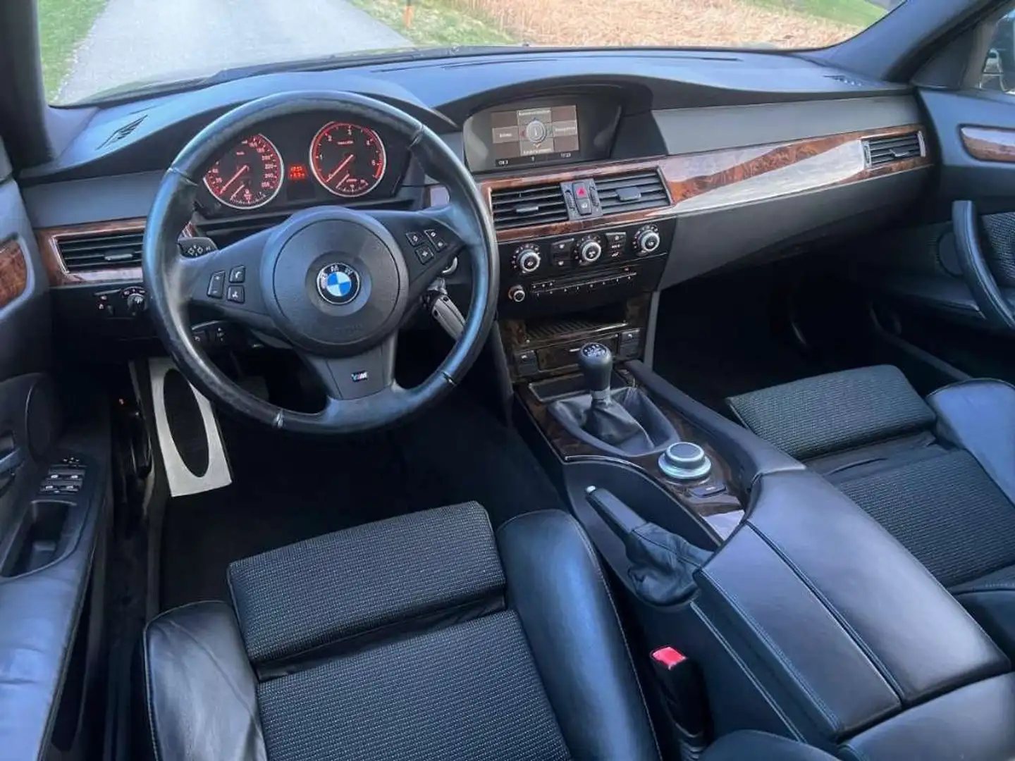 BMW 520 520d Noir - 2