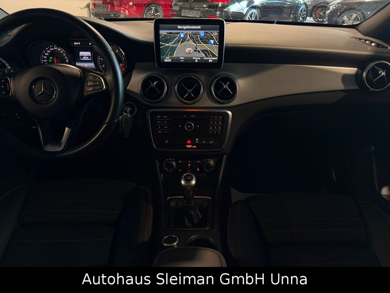 Mercedes-Benz CLA 180 CLA Shooting Brake CLA 180/XENON/Comand/Night — photo 10