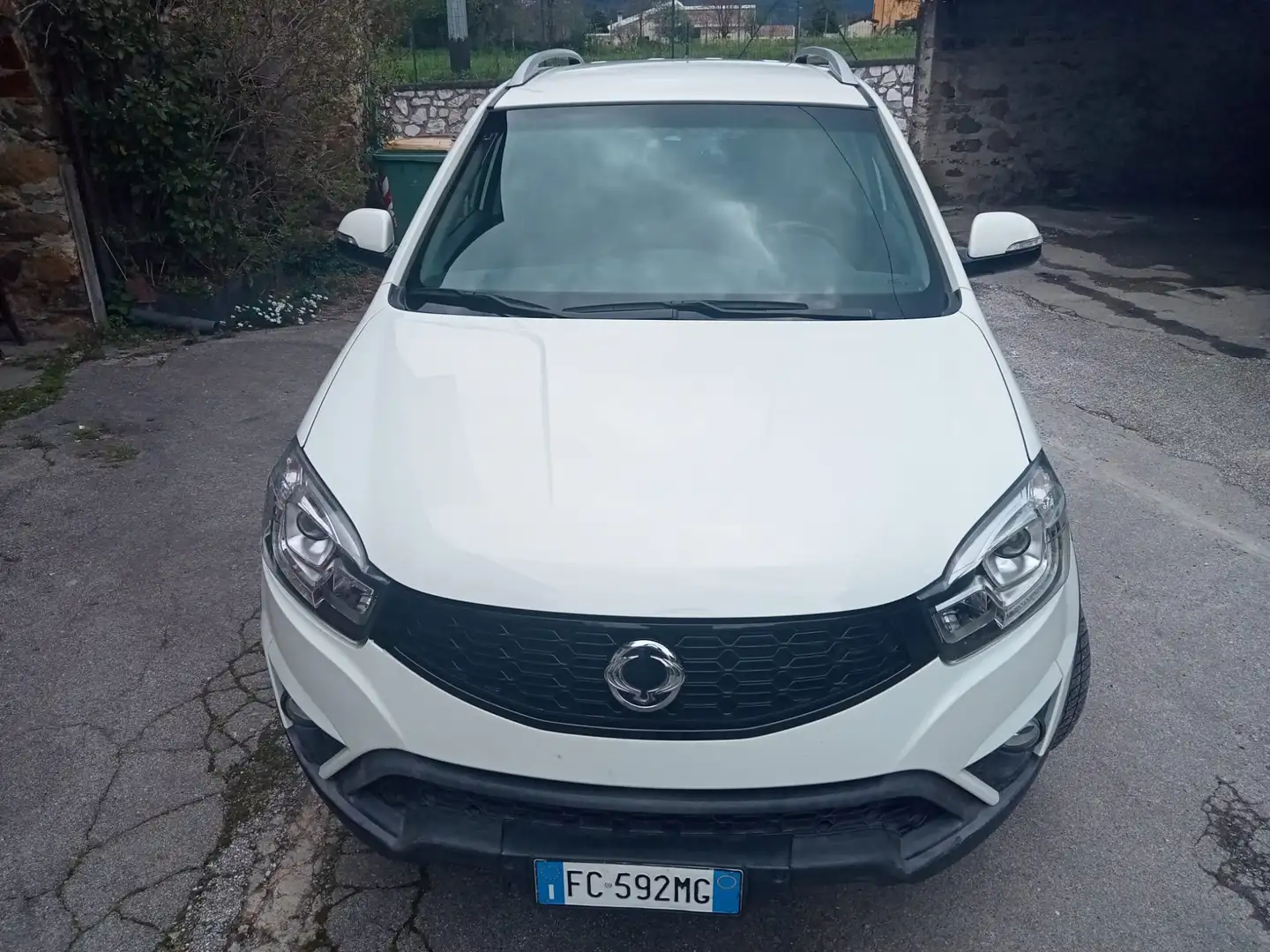 SsangYong Korando Korando III 2014 2.2 d Plus awd Bianco - 1