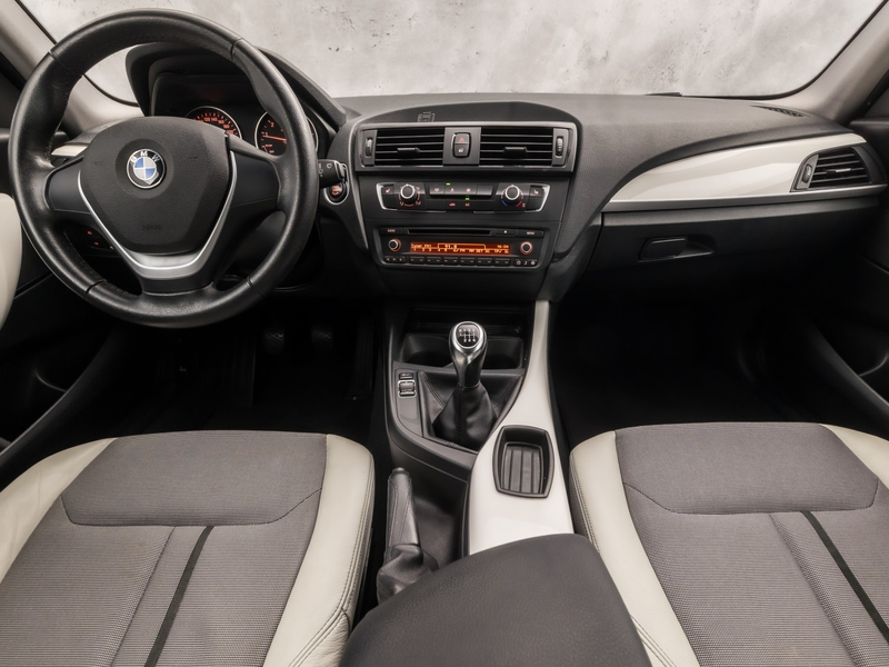 BMW 116 1 Serie 116i Sport 136Pk (4 CILINDER, 5 DEURS, STO — photo 6