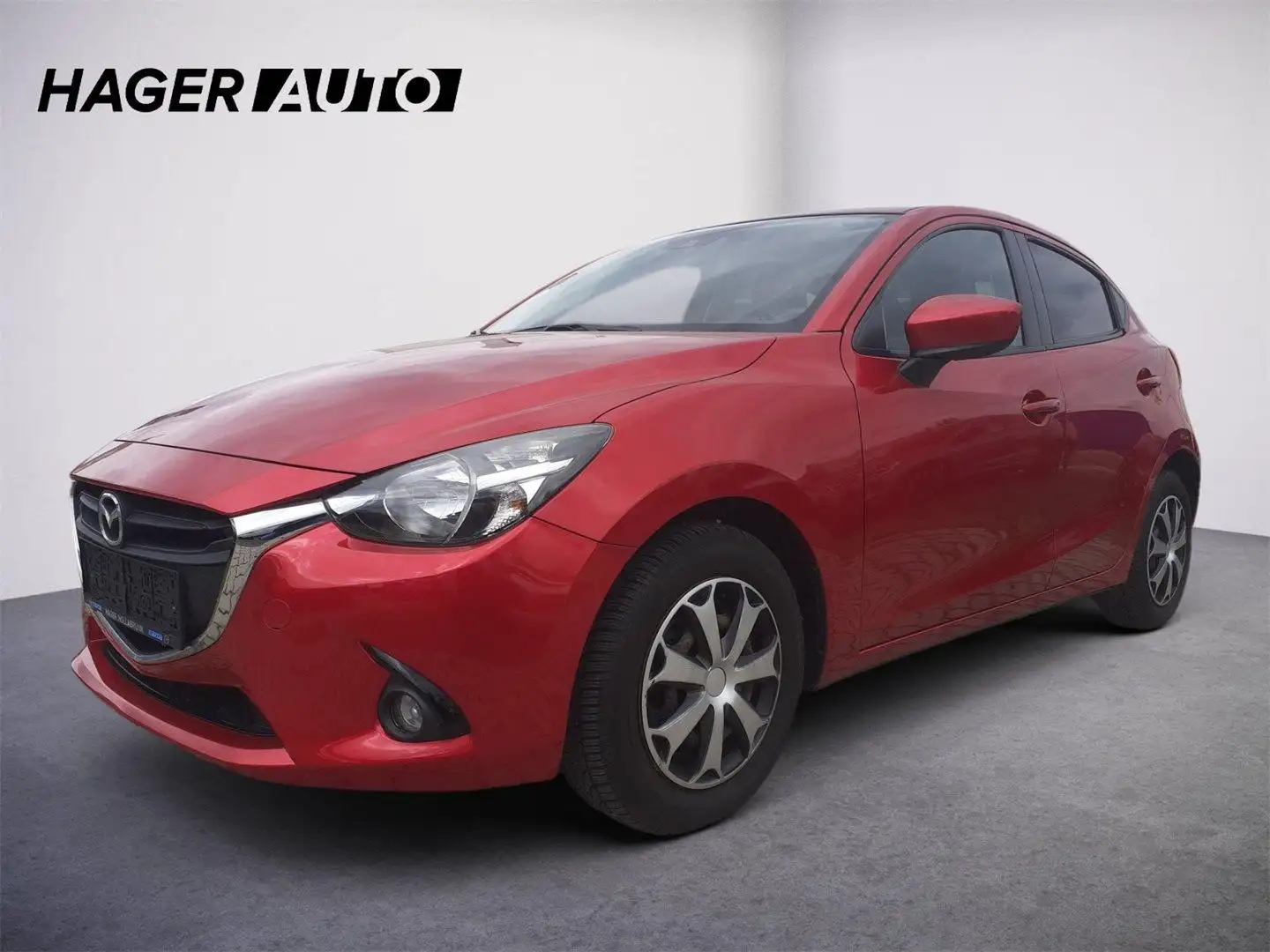 Mazda 2 G75 Attraction Red - 1