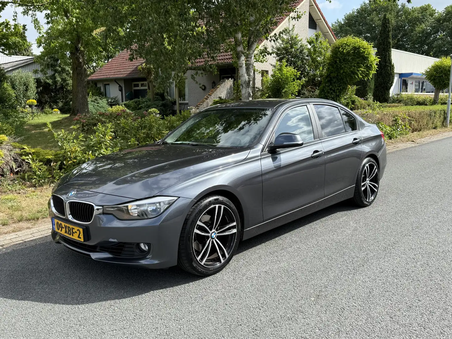 BMW 320 3-serie 320i High Executive 184PK Automaat•Leder•N Szary - 1