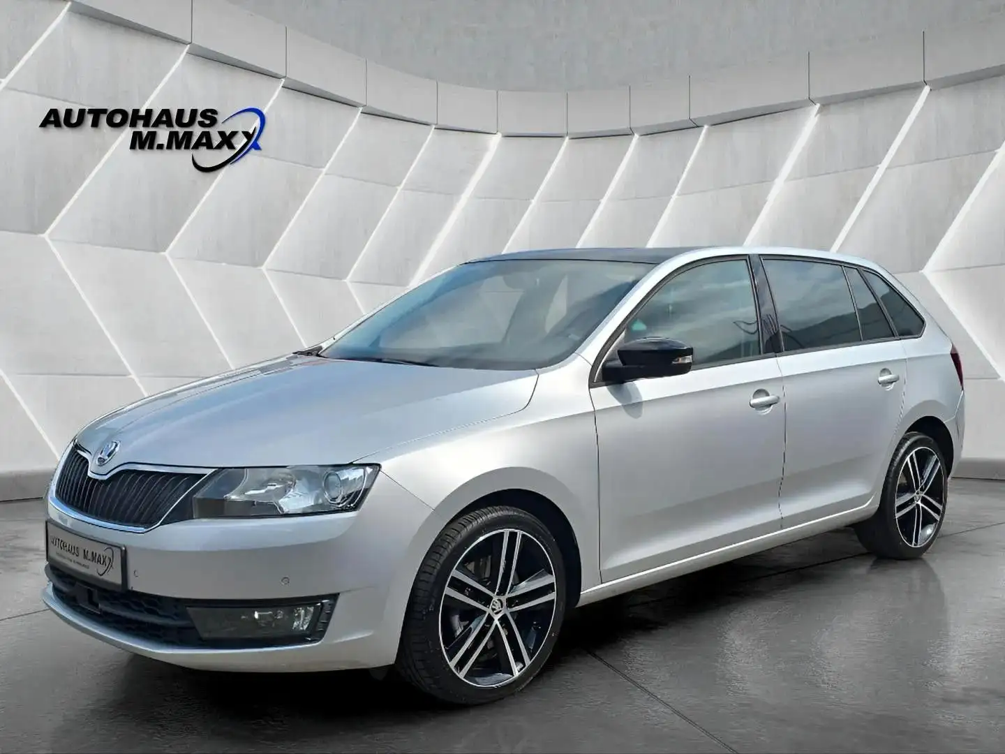 Skoda Rapid/Spaceback Spaceback Emotion Plus 1.Hand Pano Sitzh. Silber - 1