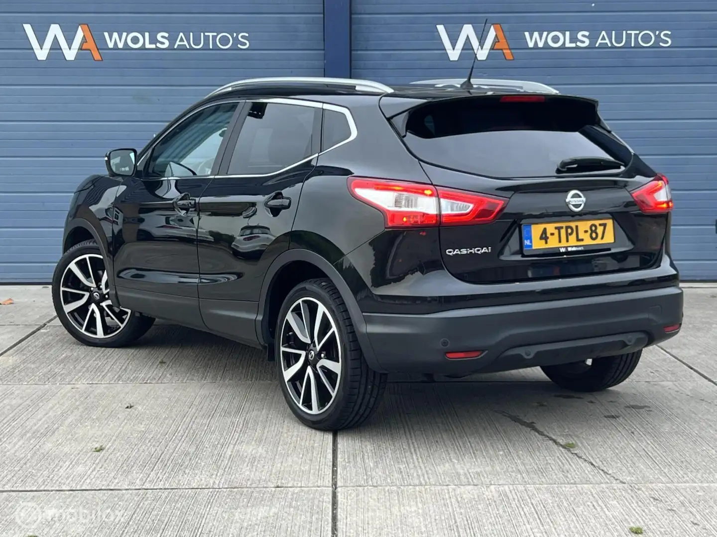 Nissan Qashqai 1.2 Tekna / 1e EIGENAAR / 360 CAMERA / LUXE! Schwarz - 2