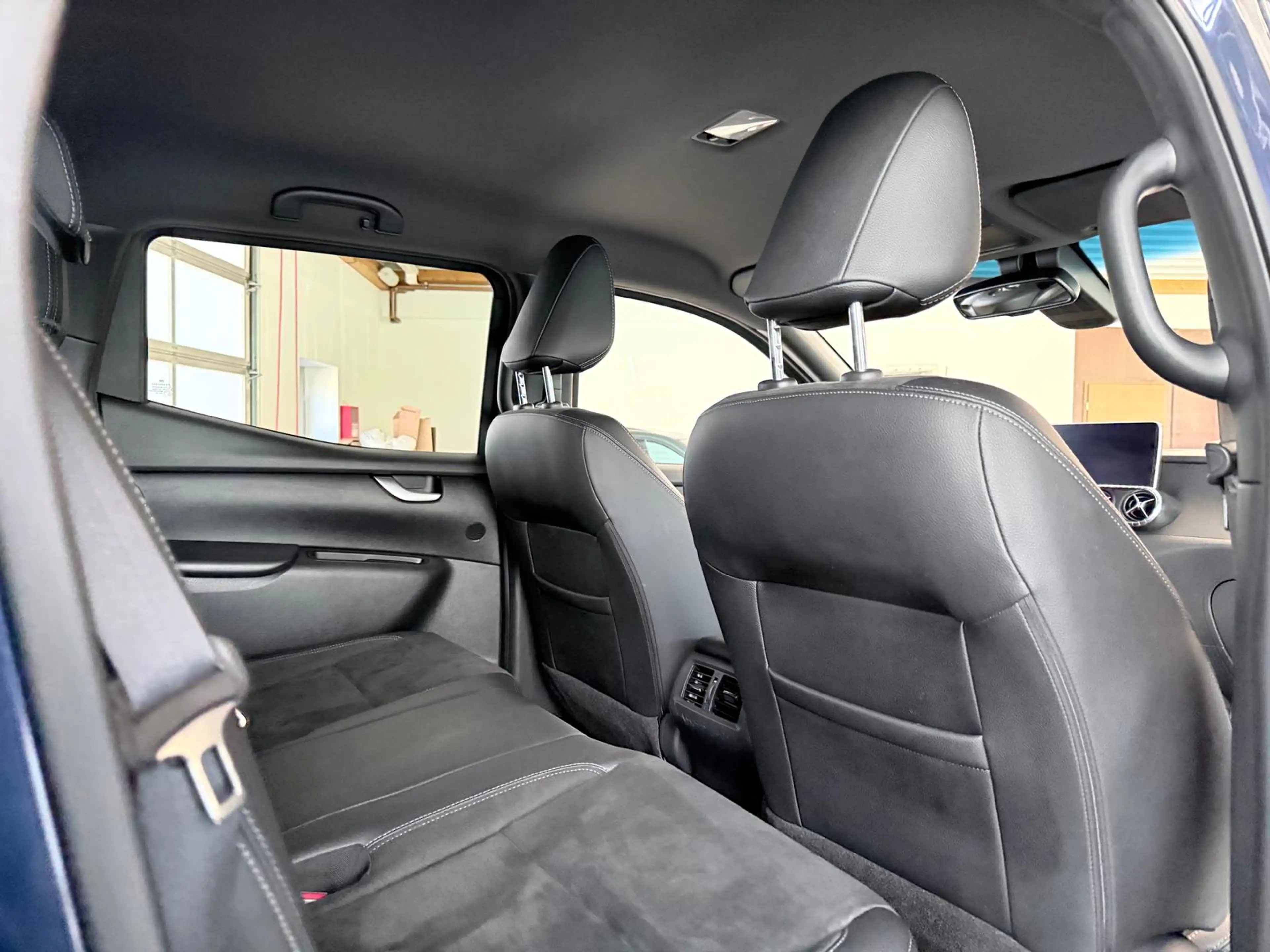 Mercedes-Benz X 350 d V6 4Matic Progressive-AHK/360/Lane/Style — photo 10