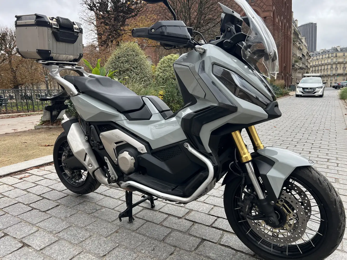 Honda X-ADV Gris - 2