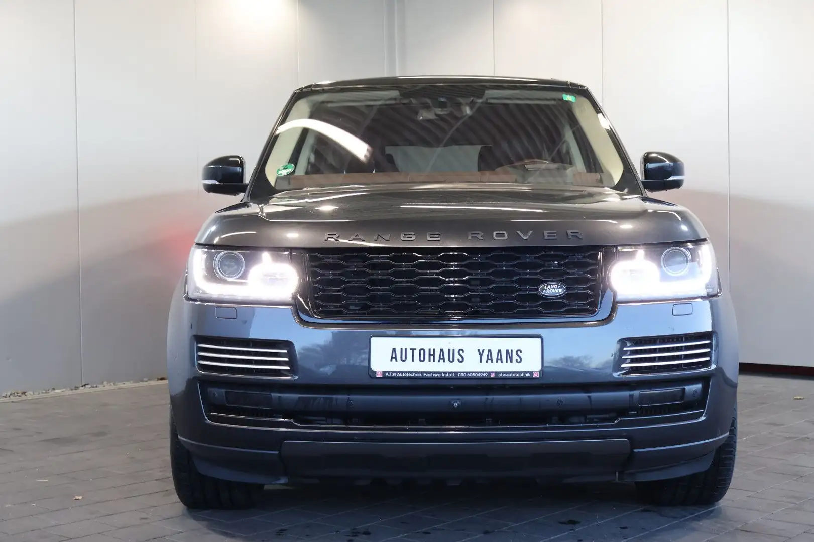Land Rover Range Rover 4.4 SDI Autobiography LUFT+SOFT+HUD Schwarz - 2
