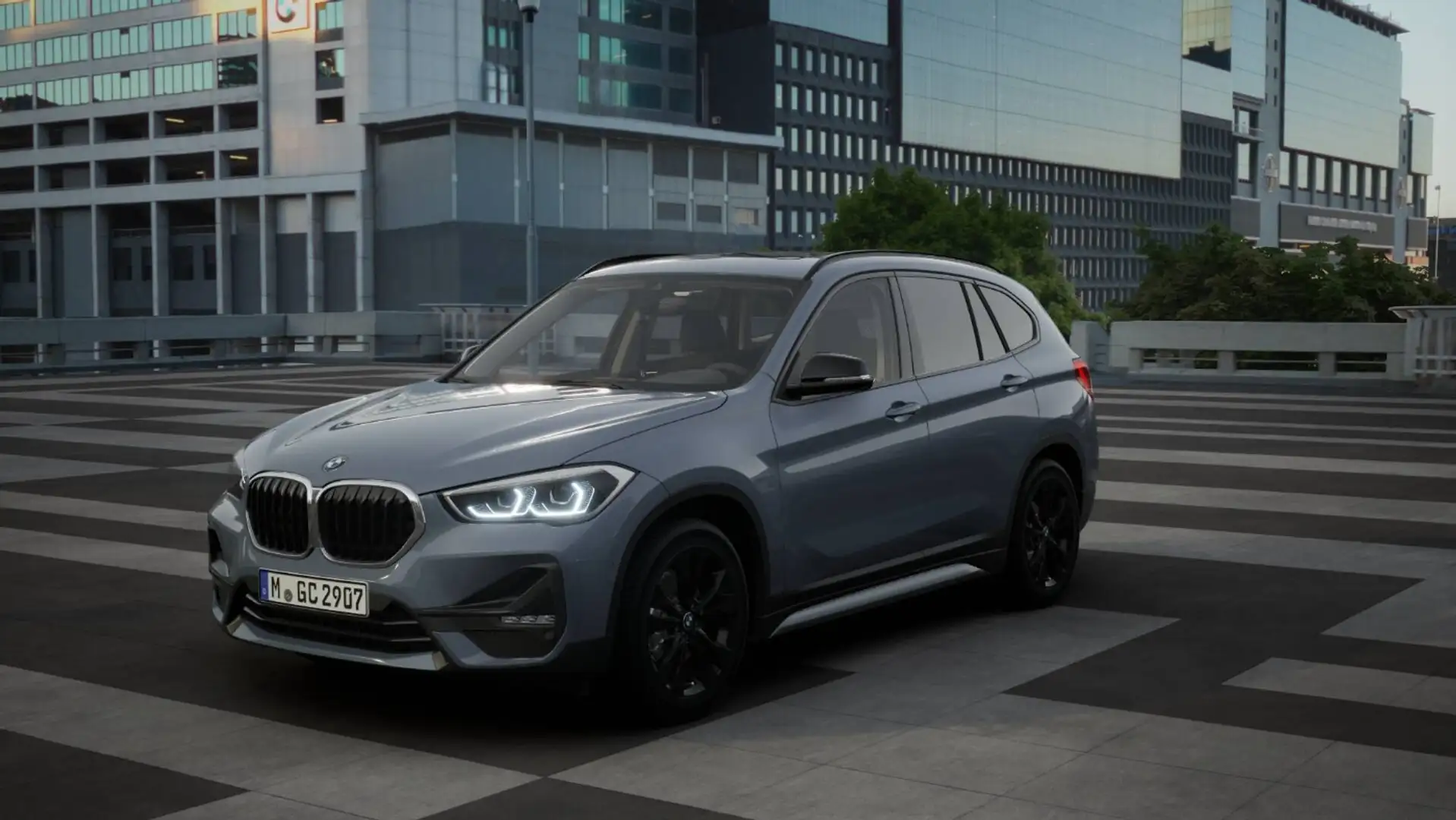 BMW X1 sDrive18d Sport Line LED PanoSD SpurAss AHK Grijs - 1