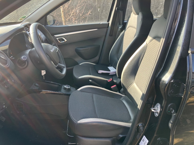 Dacia Spring Essential 45 — photo 12