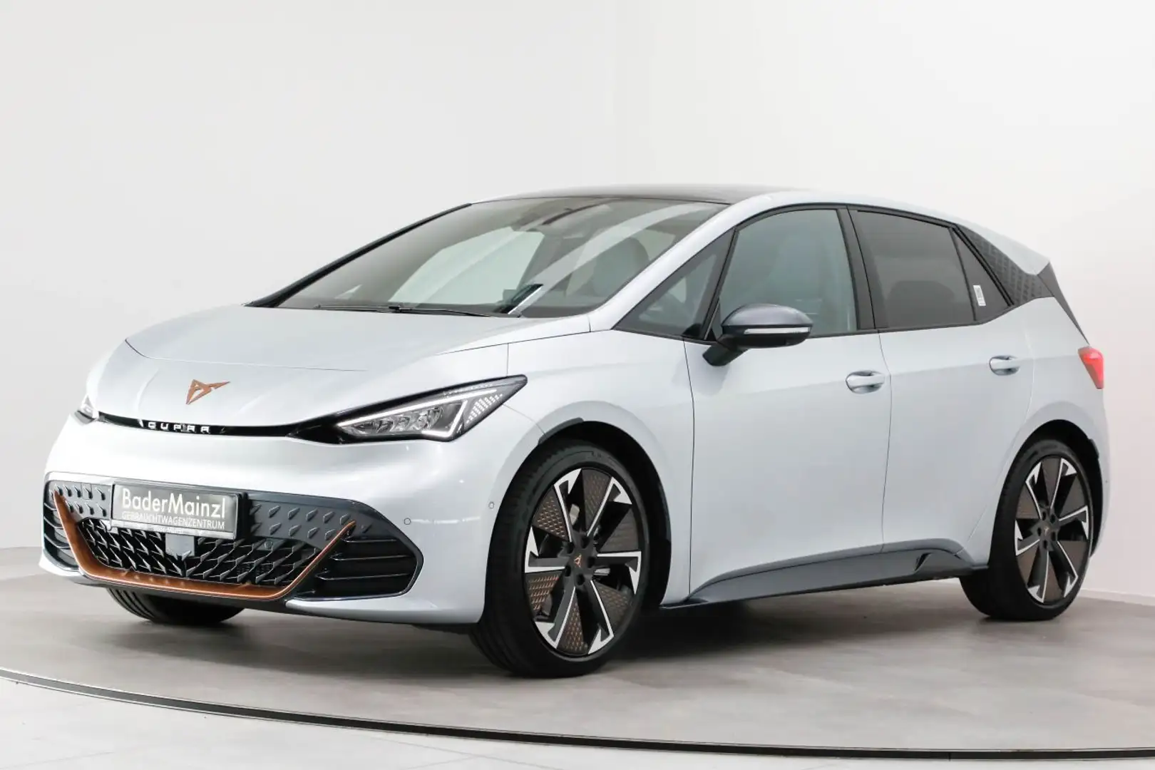 CUPRA Born VZ 79 kWh Pano 360° Sennheiser HUD Navi SHZ Silber - 2