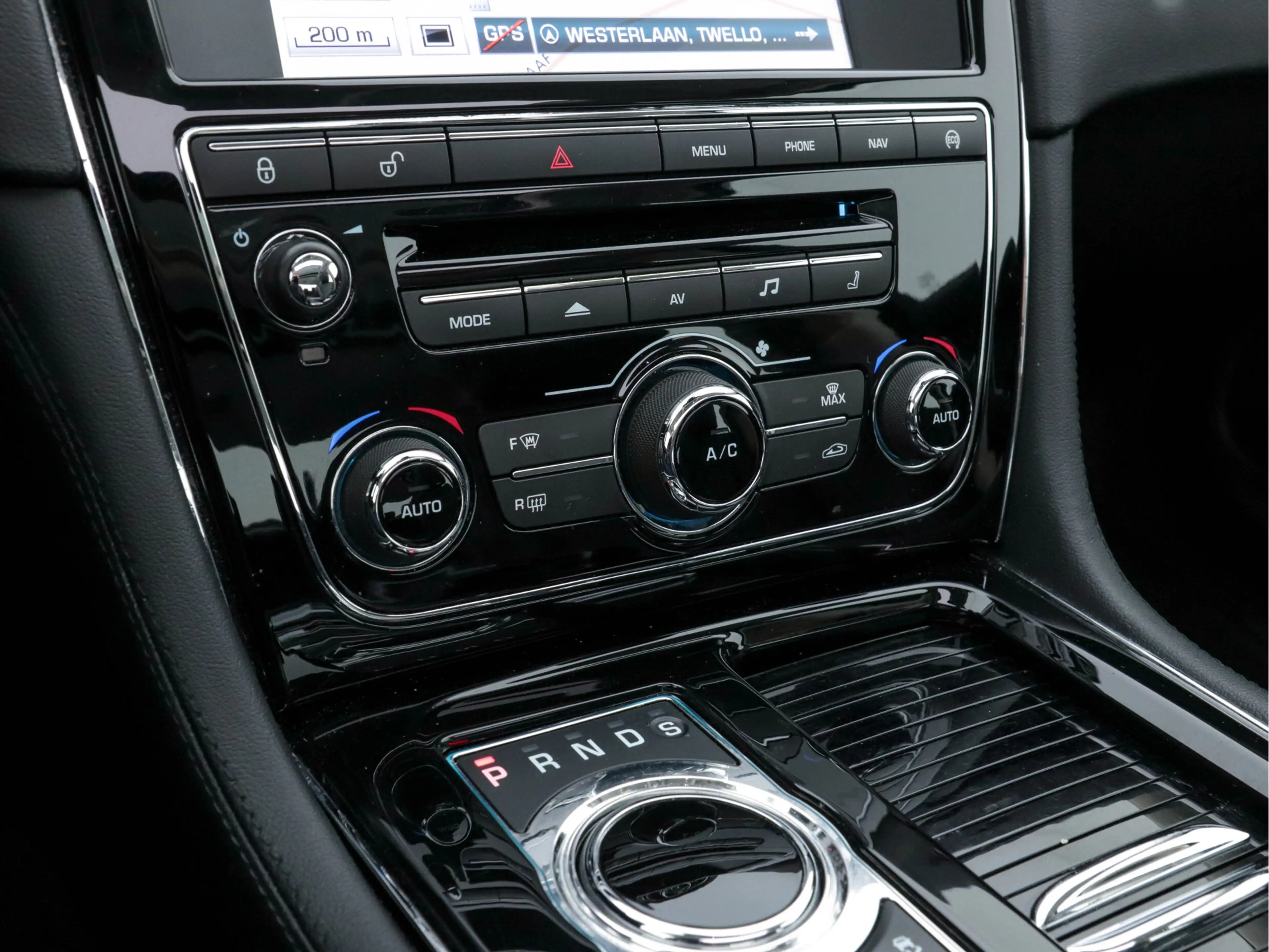 Jaguar XJ 3.0 V6D Portfolio Long (INCL-BTW) Aut. *PANO | LEA — photo 14