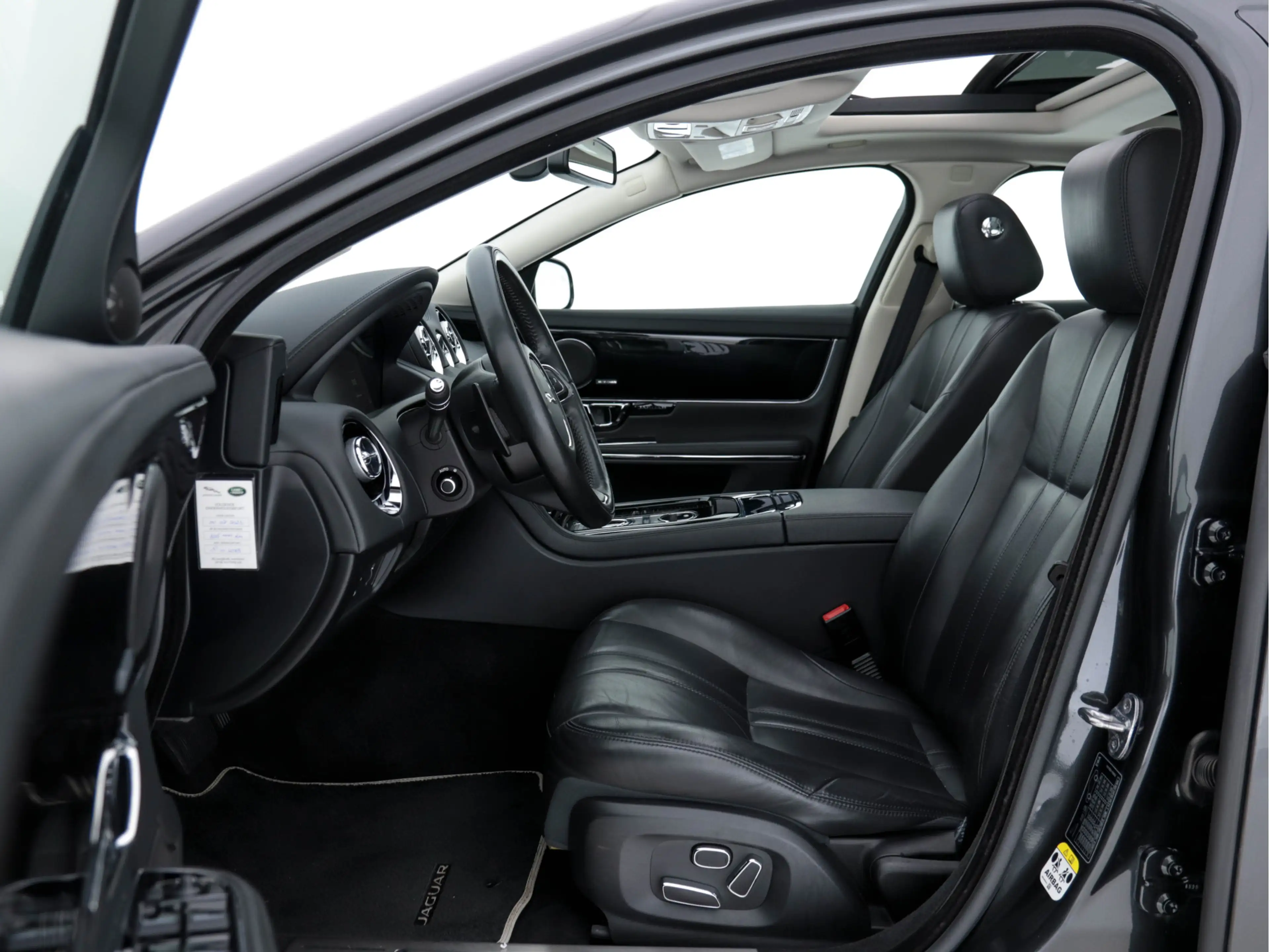 Jaguar XJ 3.0 V6D Portfolio Long (INCL-BTW) Aut. *PANO | LEA — photo 9