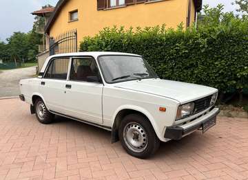 Lada 2105