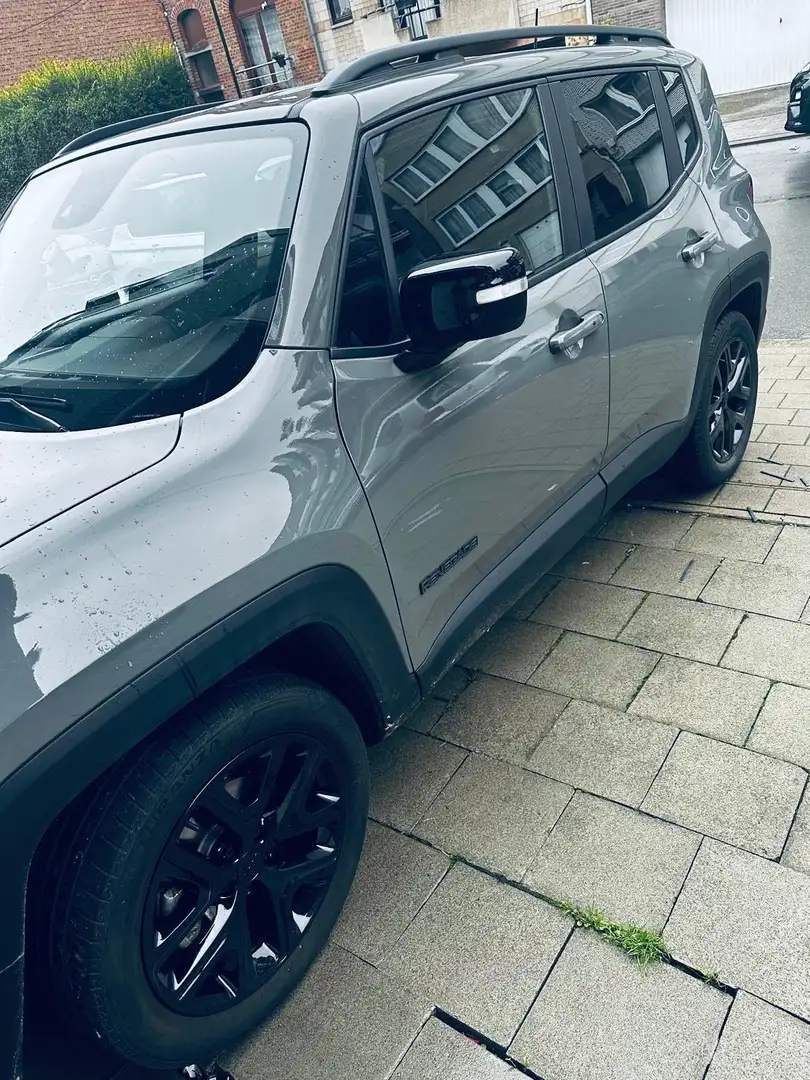 Jeep Renegade E hybride night eagle 1,5 mhev dct 7 Gris - 1