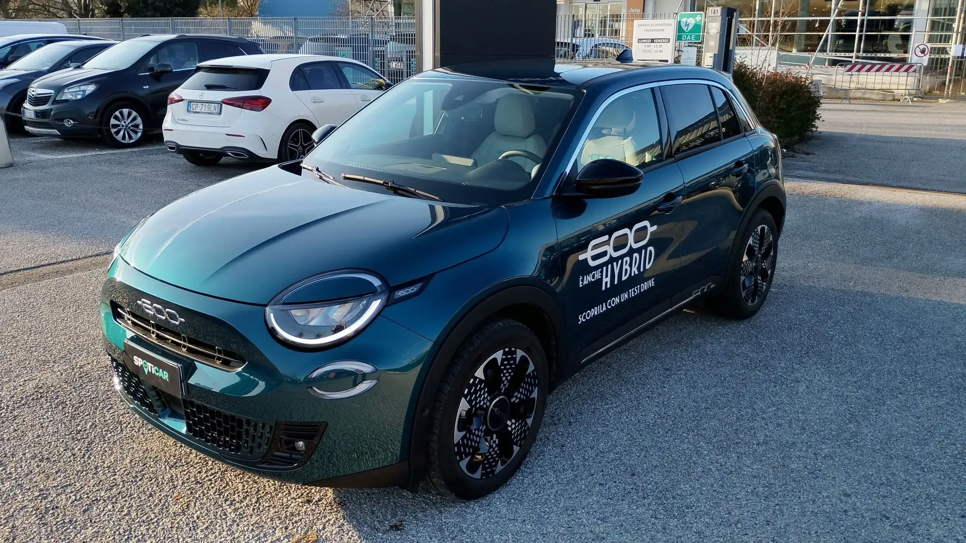 Fiat 600 Hybrid MHEV La Prima Grün - 1
