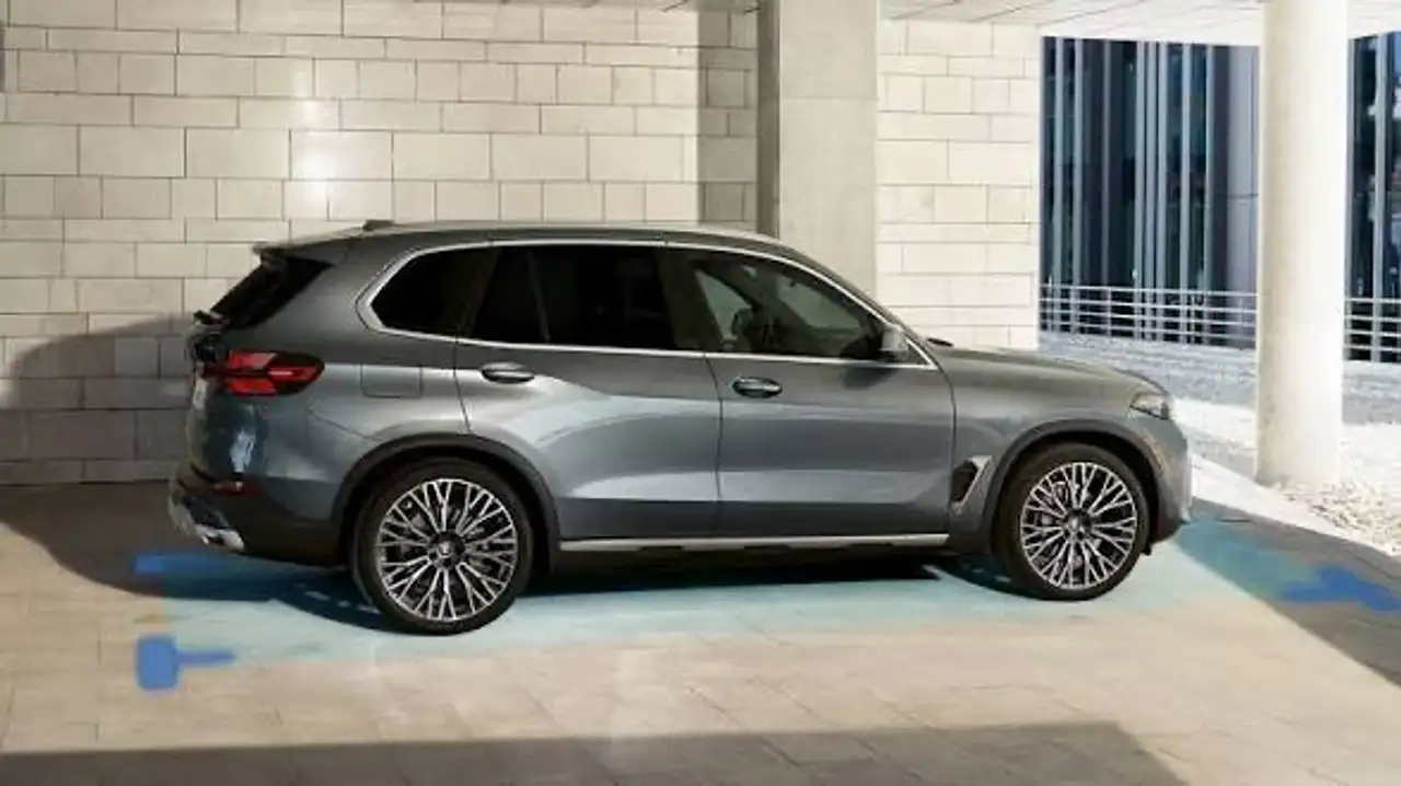 2023 BMW X5