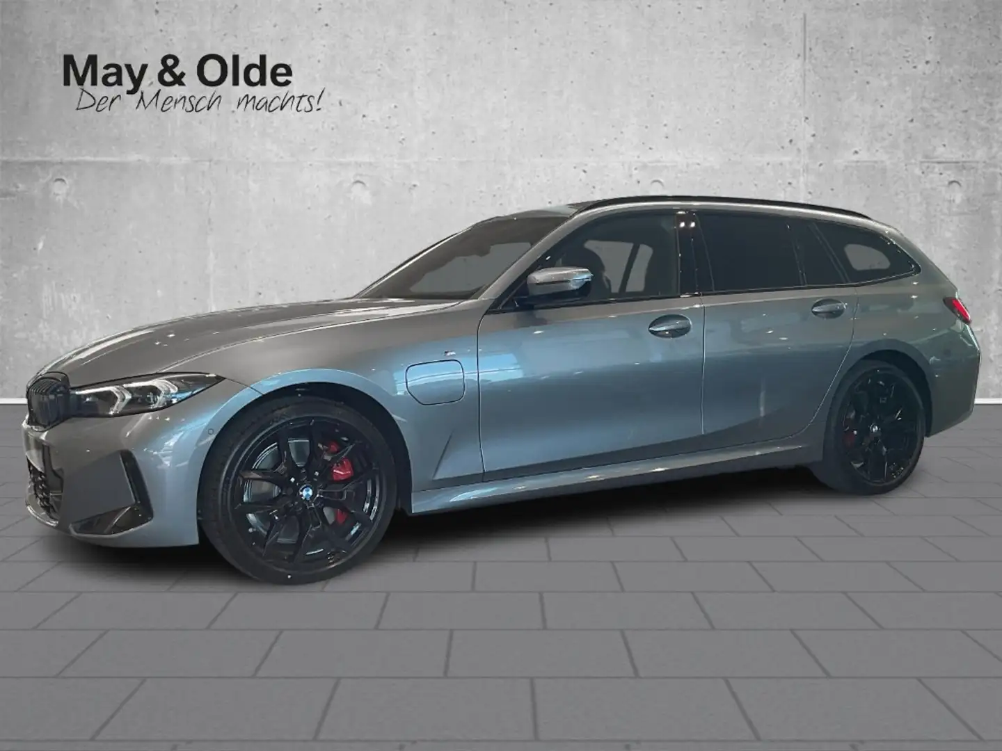 BMW 330 e xDrive Touring M-Sport AHK Pano Nav Memory Grau - 2