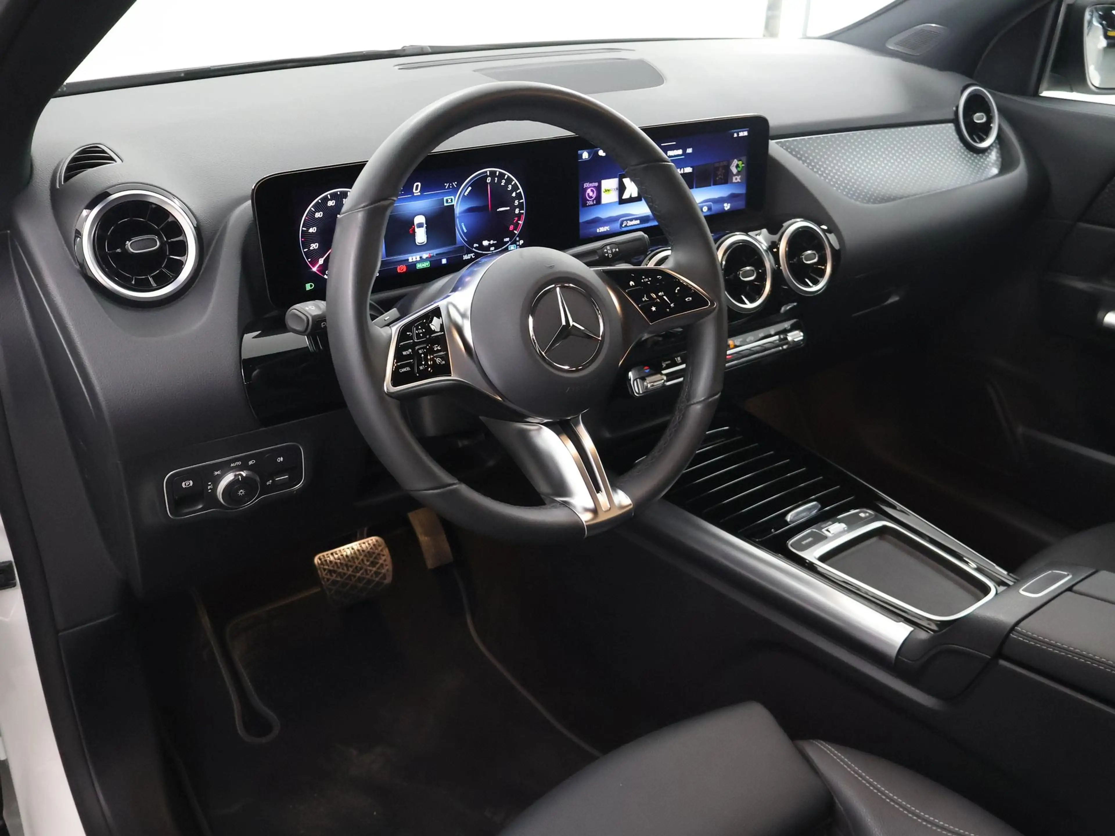 Mercedes-Benz GLA 250 e Luxury Line | Night pakket | Trekhaak | Winter p — photo 7