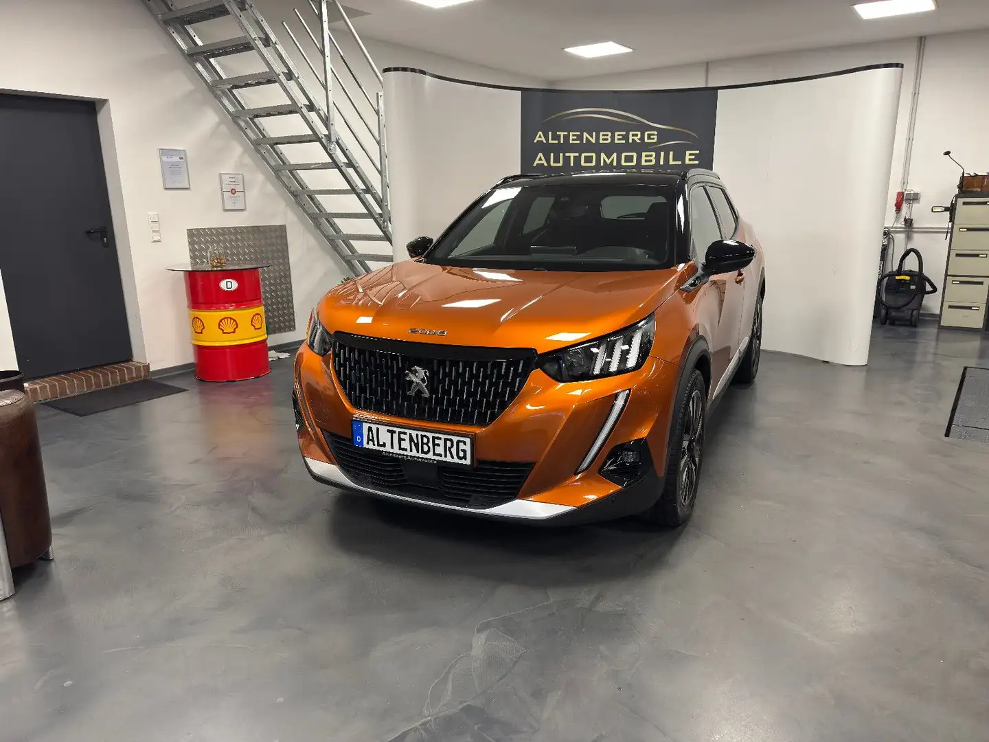 Peugeot 2008 GT Pack LED Kamera DAB CarPlay Sitzhzg. ACC Orange - 1