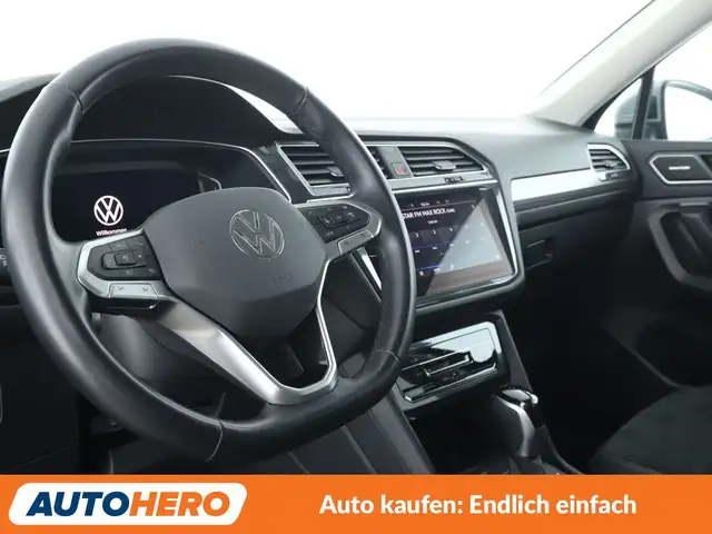Volkswagen Tiguan Allspace view 11