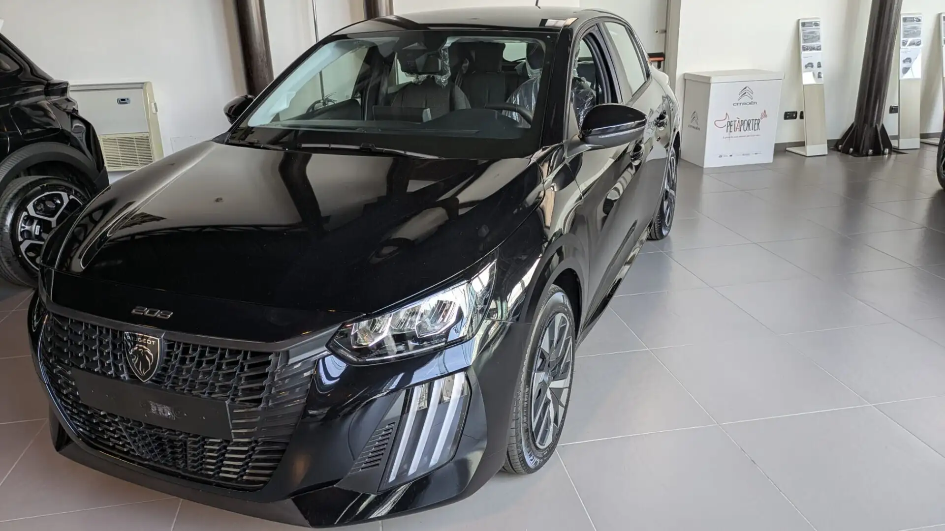 Peugeot 208 208 PureTech 100 Stop&Start 5 porte Style Verde - 2