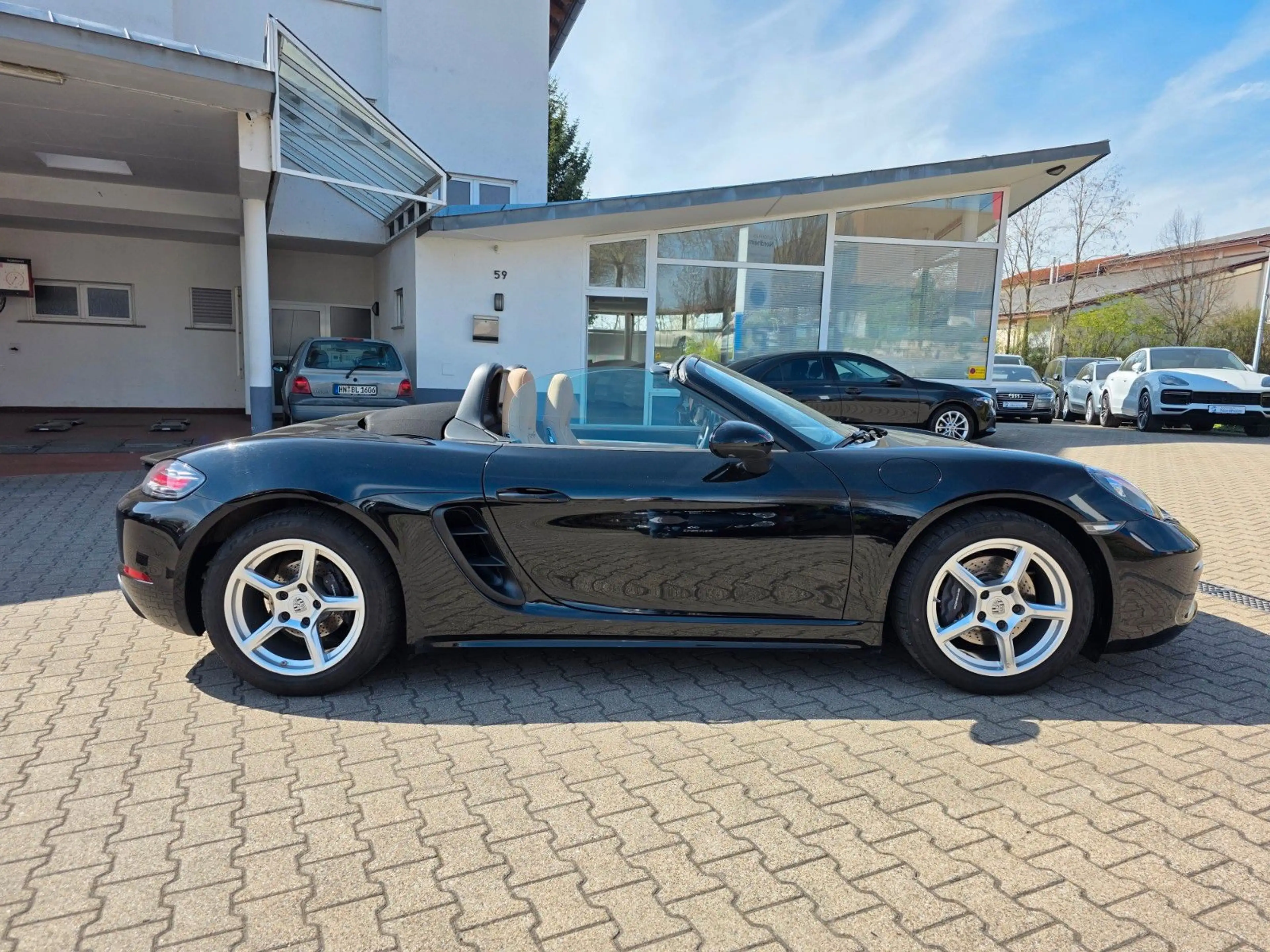 Porsche Boxster 718 Boxster Navi/LED/Leder/1.Hand — photo 6