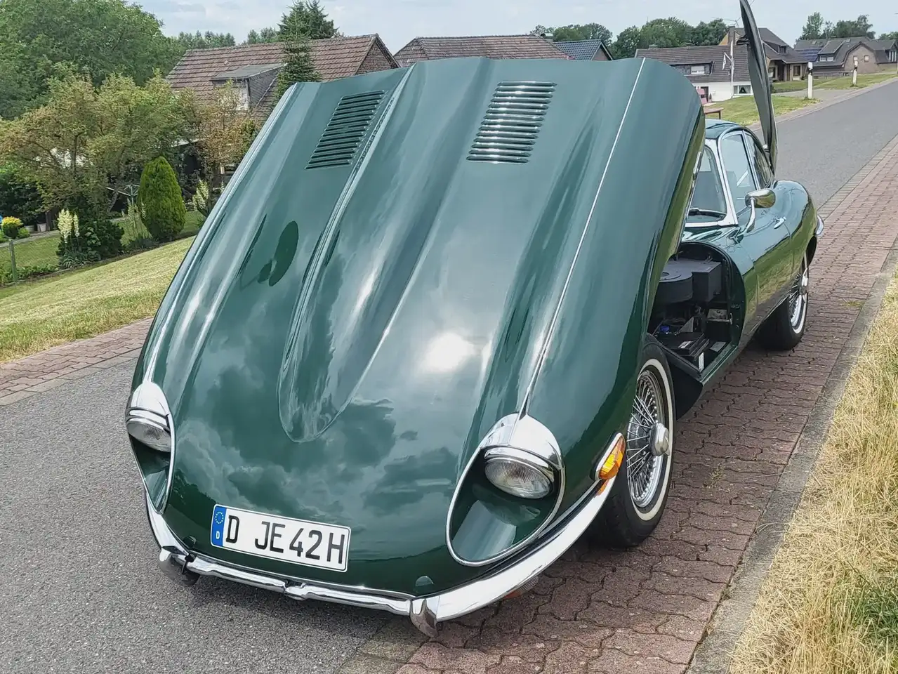 Jaguar E-Type MATCHING NUMBERS, MATCHING COLORS, foto 4