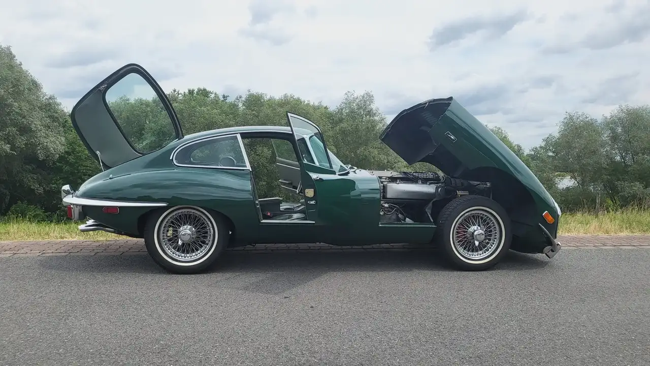 Jaguar E-Type MATCHING NUMBERS, MATCHING COLORS, foto 6