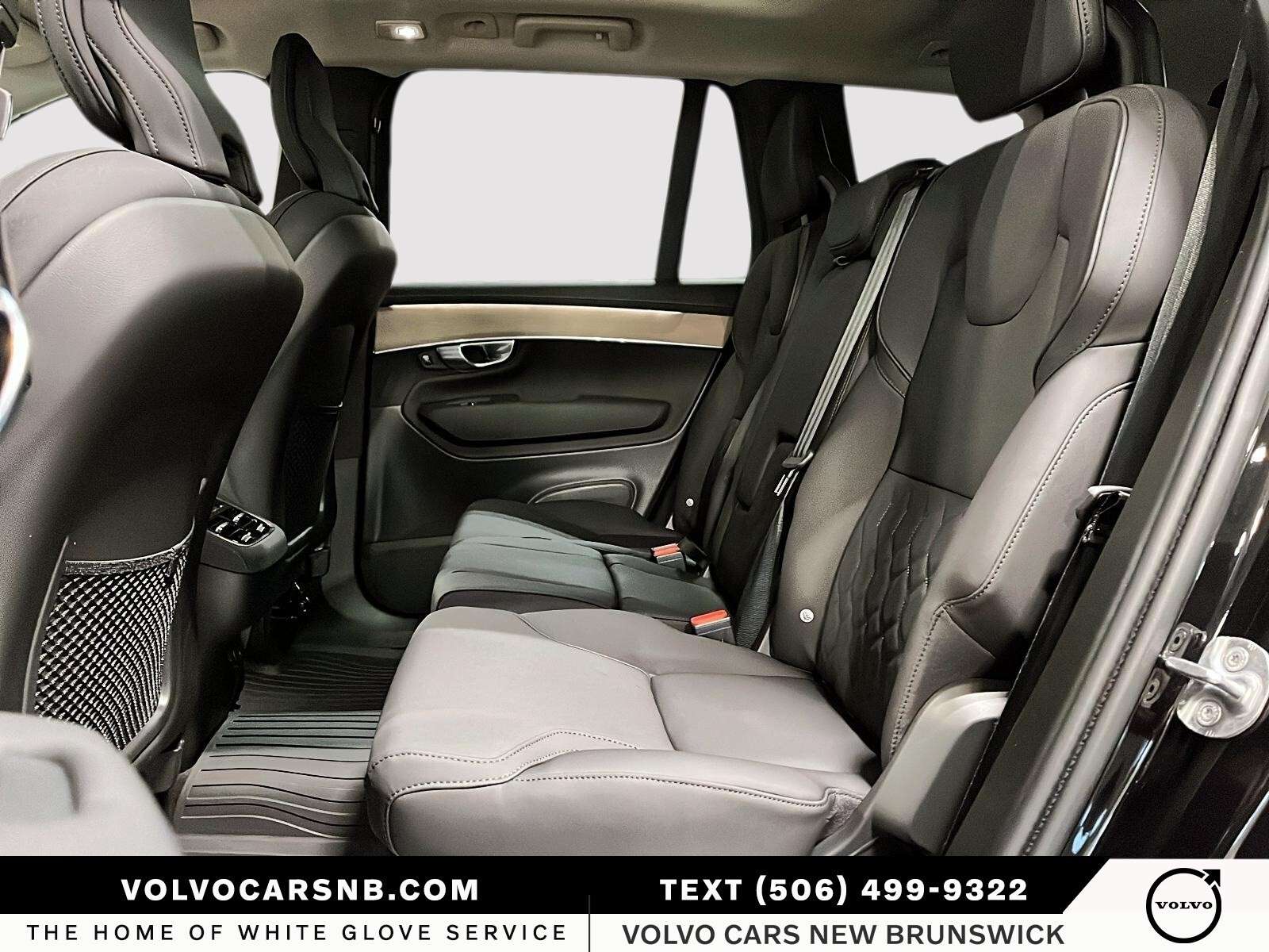 2026 Volvo XC90 B6 Plus Bright Theme thumb 9