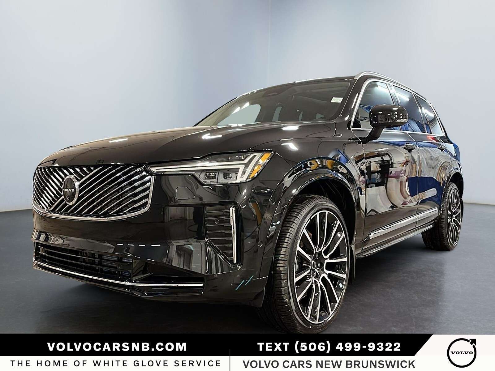 2026 Volvo XC90 B6 Plus Bright Theme