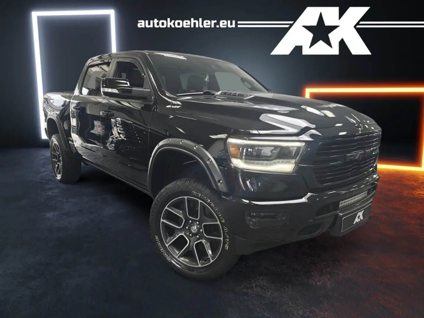 Dodge RAM 1500 5.7 Laramie Rambox, Luft, LPG, Bodylift Negru - 1