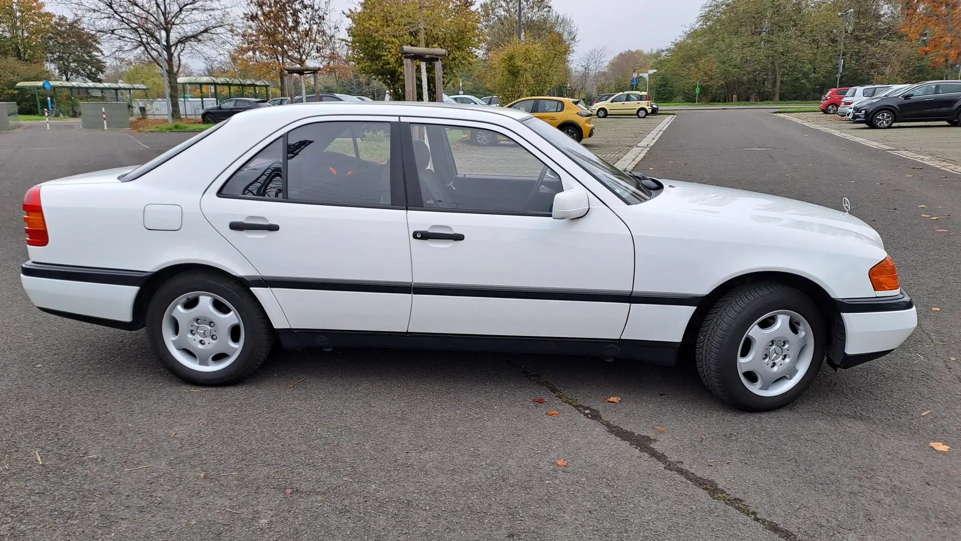 Mercedes-Benz C 180 C 180 Classic Weiß - 2
