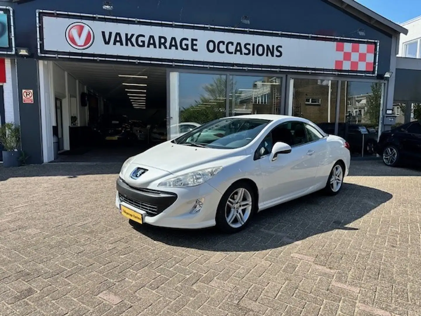 Peugeot 308 CC 1.6 VTi Sport,Parelmoer. Wit - 2