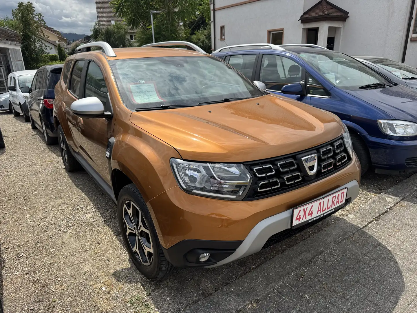 Dacia Duster dCi 110 4WD Prestige  Kamera v + h Orange - 1