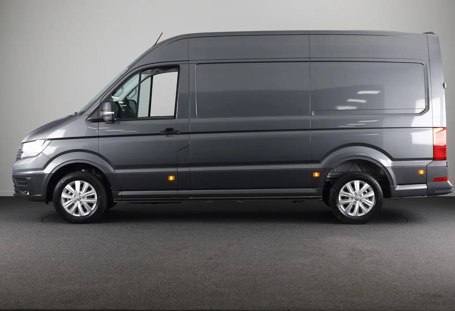 Volkswagen Crafter Bedrijfswagens Exclusive L3 Bestelwagen (2) GP 2.0 Gris - 2