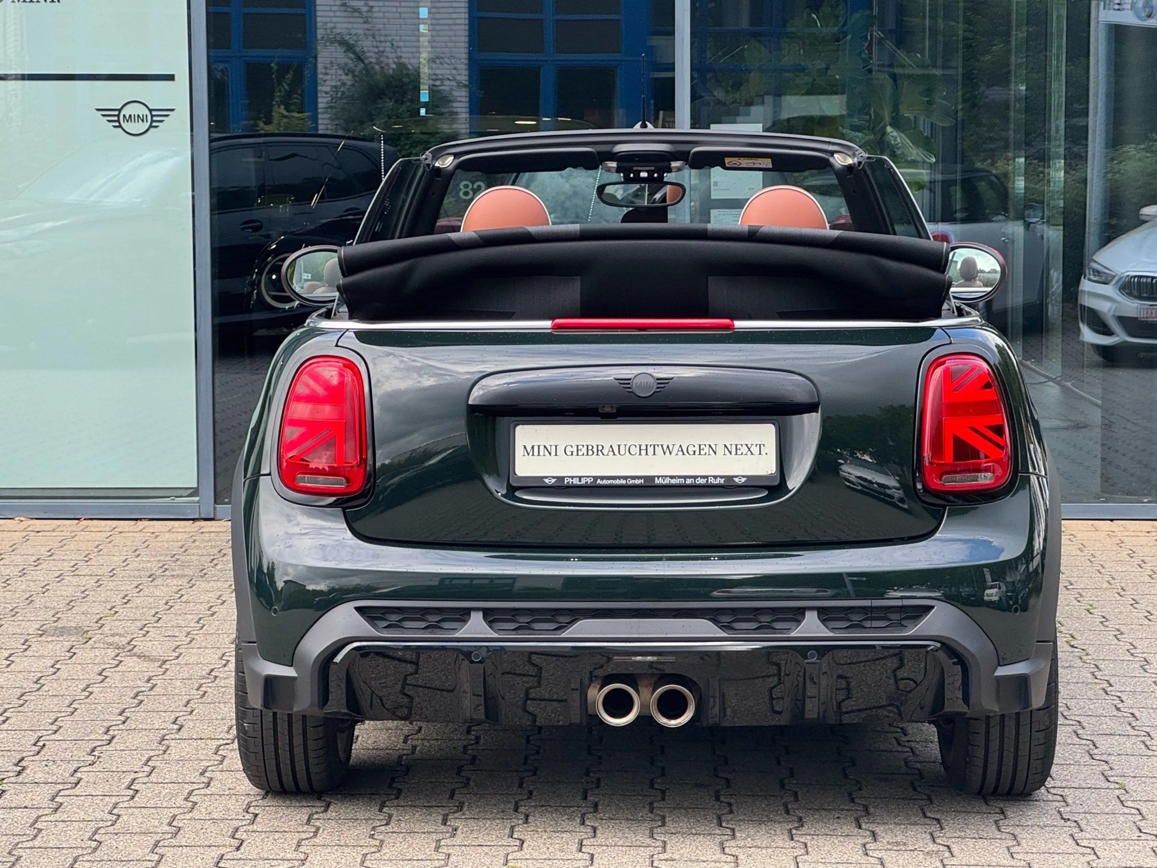 MINI John Cooper Works Cabrio John Cooper Works HuD RFK ACC Ad-LED LenkrHzg 18" — photo 13