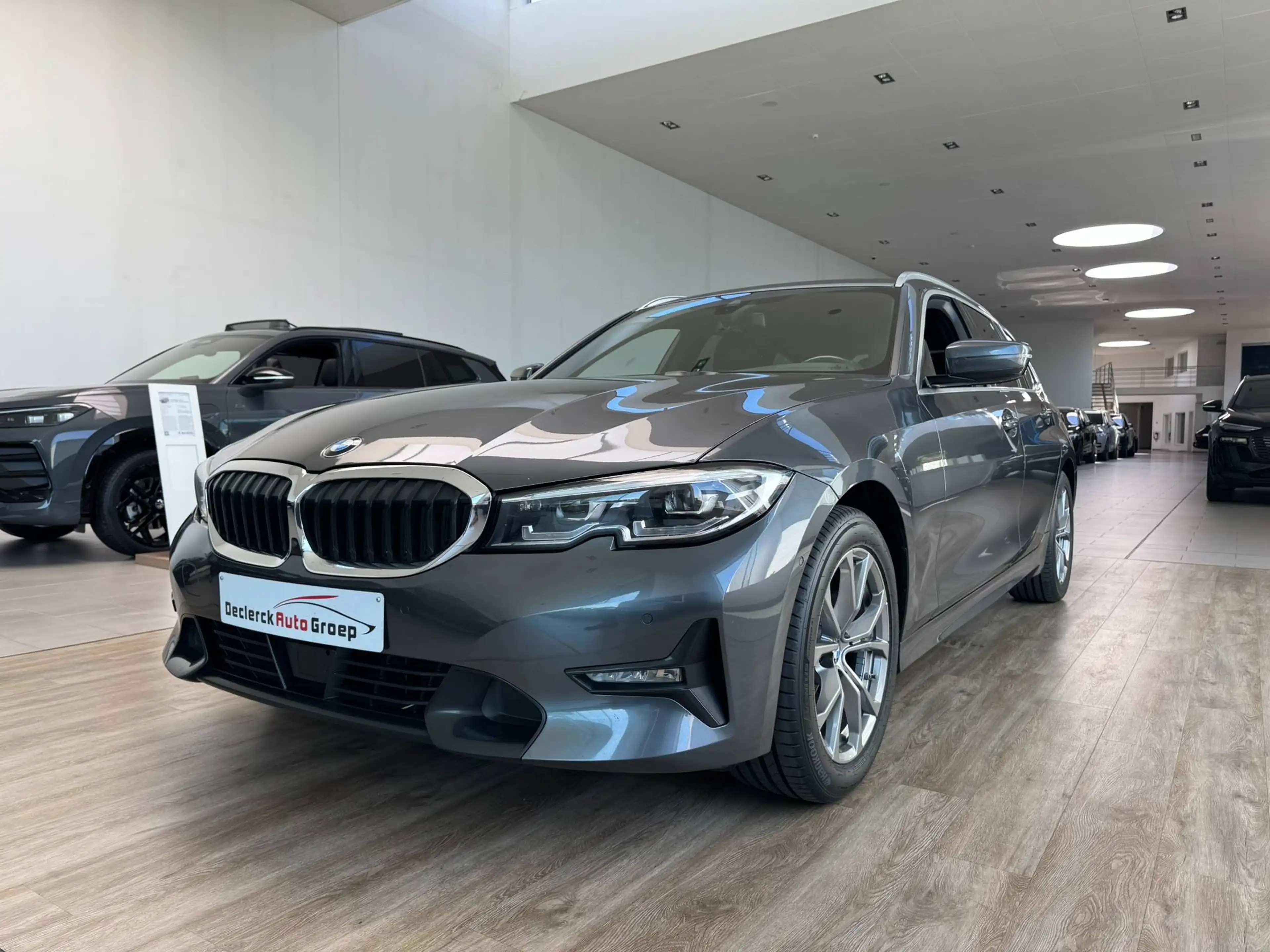 BMW 316 TOURING SPORT STEPTRONIC*CAMERA 360*1STE EIGENAAR*TOPAANBIEDING !!!