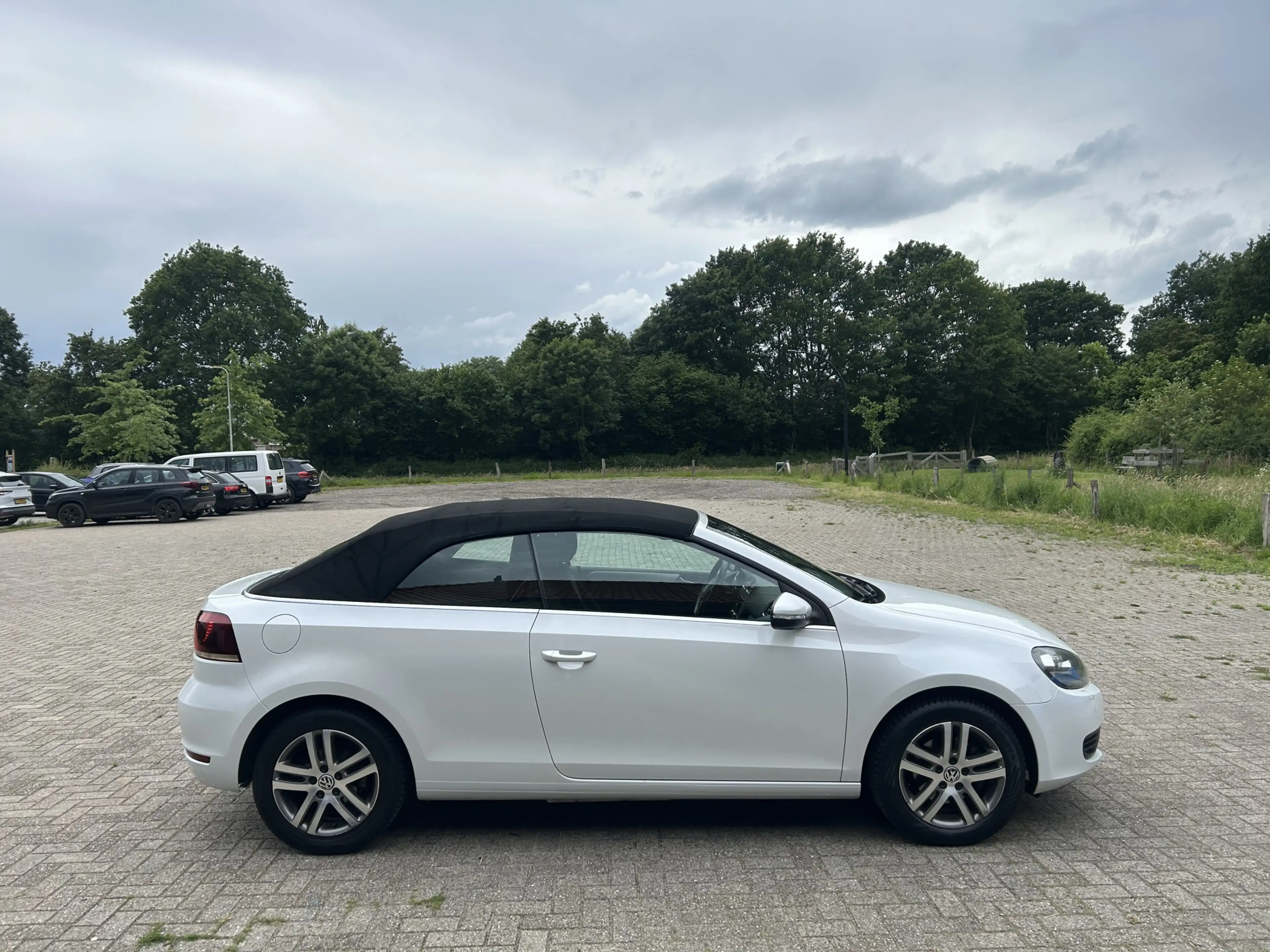 Volkswagen Golf Cabriolet 1.2 TSI BlueMotion Parelmoer Clima Pdc Lm Cruise — photo 4