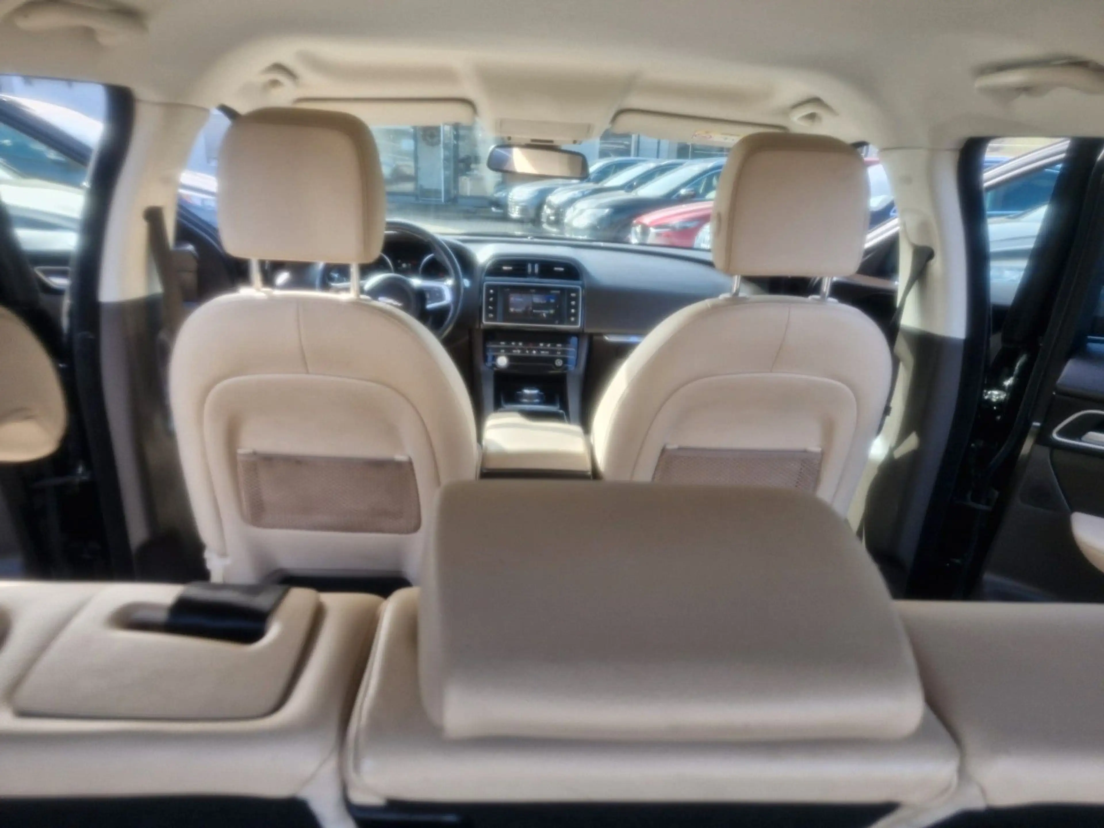 Jaguar F-Pace F-PACE Prestige — photo 13