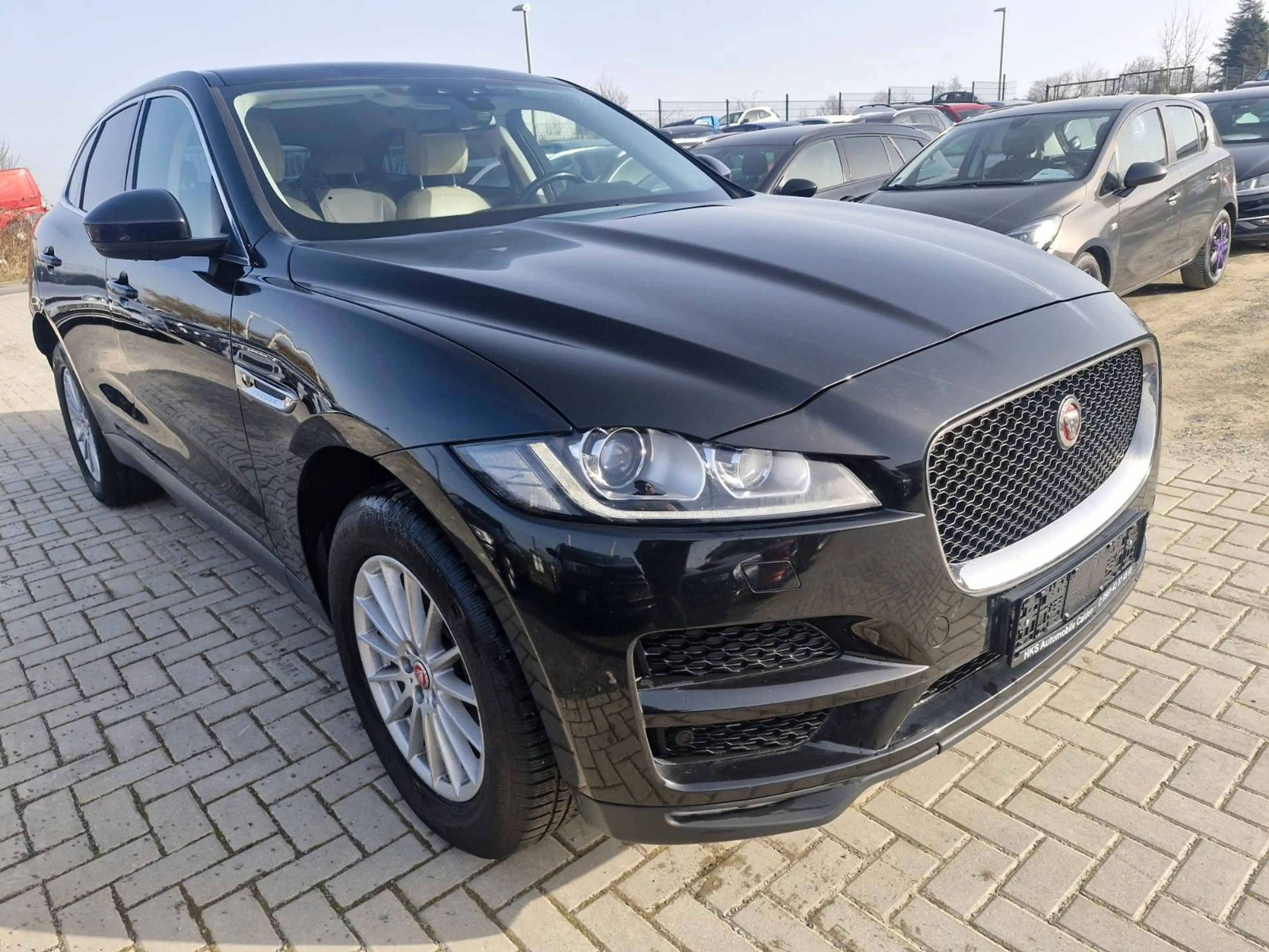 Jaguar F-Pace F-PACE Prestige — photo 4